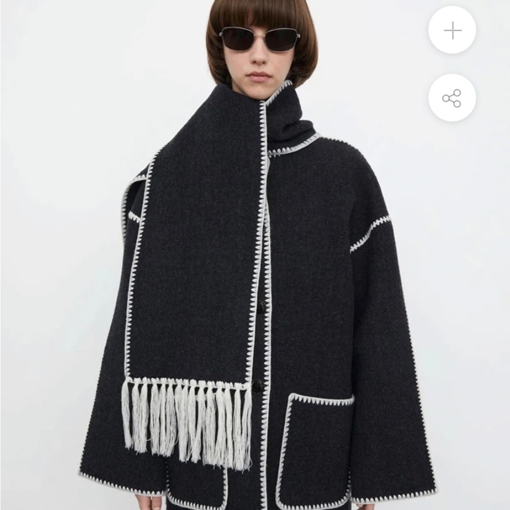 Khepris Jewels Coat
